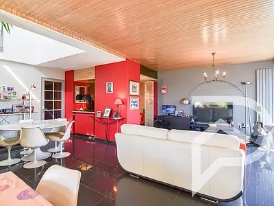 Maison, 242 m²