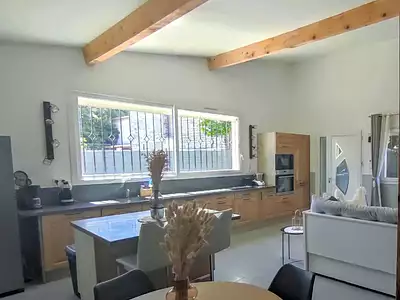 Maison, 270 m²
