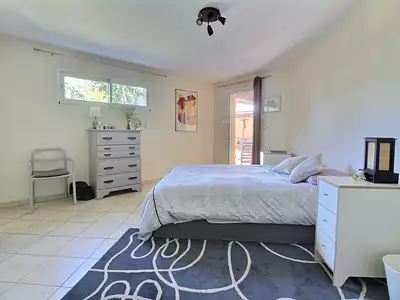 Maison, 330 m²