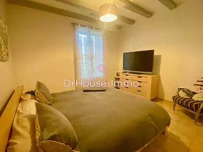Maison, 300 m²