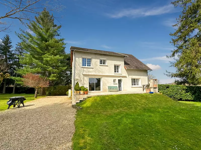 Maison, 161 m²