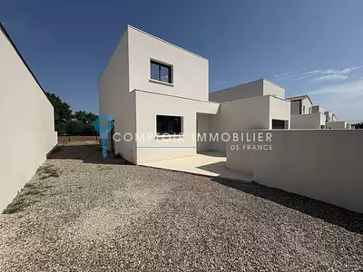 Maison, 92 m²