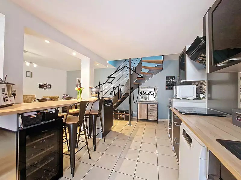 Immeuble, 230 m²