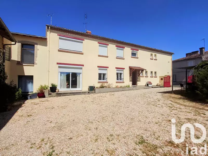 Maison, 248 m²