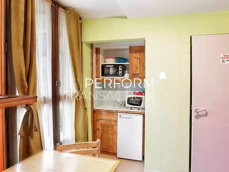 Maison, 600 m²