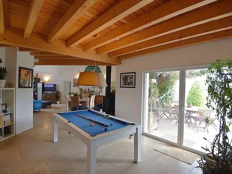 Maison, 240 m²