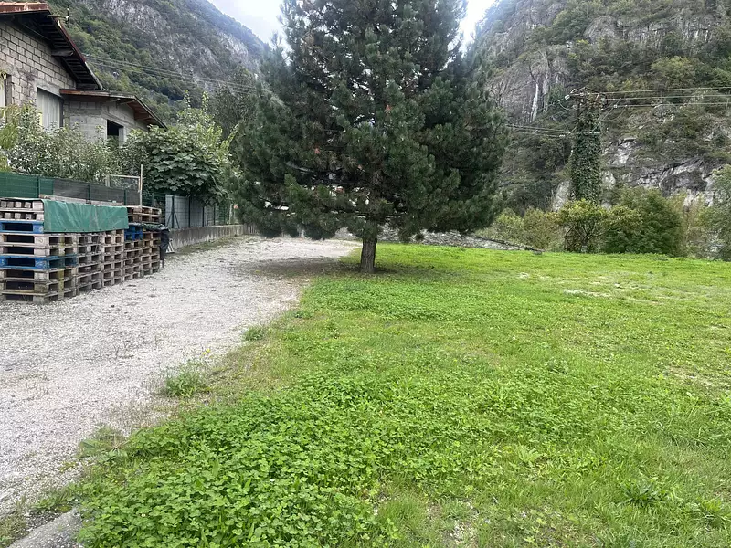 Terrain, 781 m²