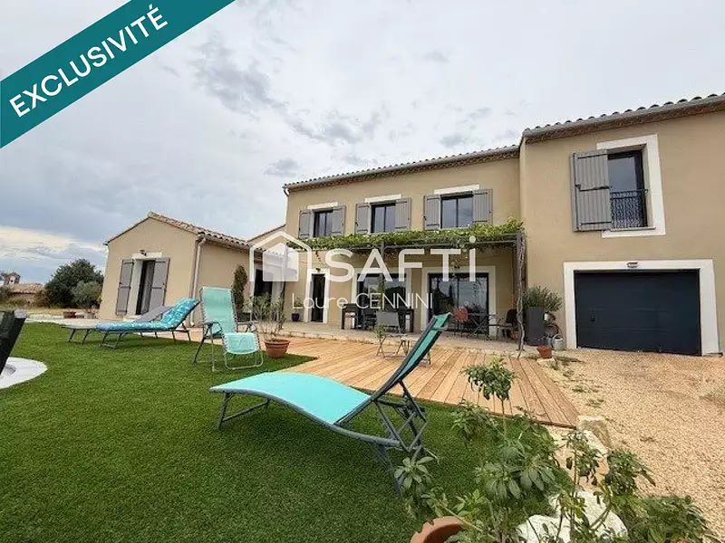 Maison, 165 m²