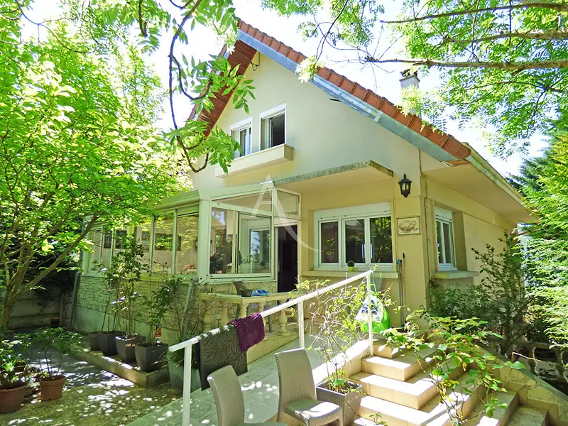 Maison, 130 m²