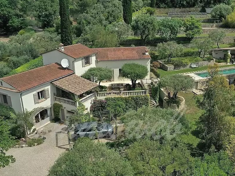 Maison, 283 m²