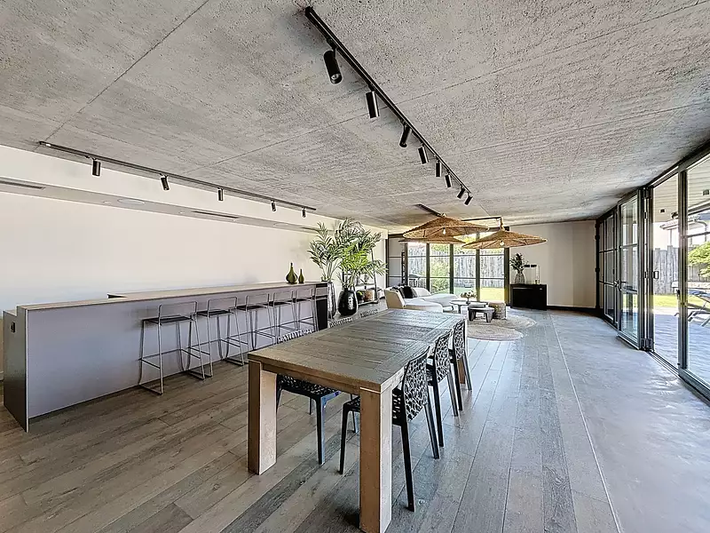 Maison, 243 m²