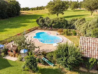 Maison, 228 m²