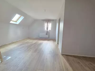 Maison, 196 m²
