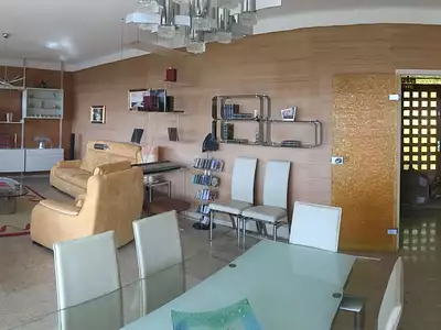 Maison, 136 m²