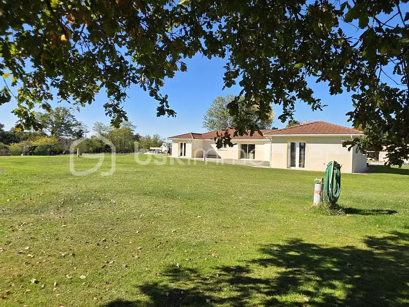 Maison, 247 m²