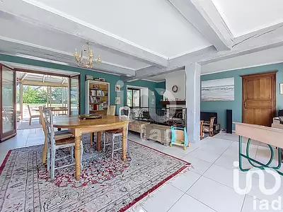 Maison, 250 m²