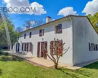 Maison, 240 m²