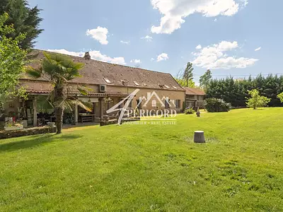 Maison, 360 m²
