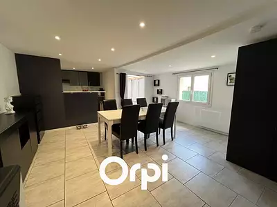 Maison, 93 m²