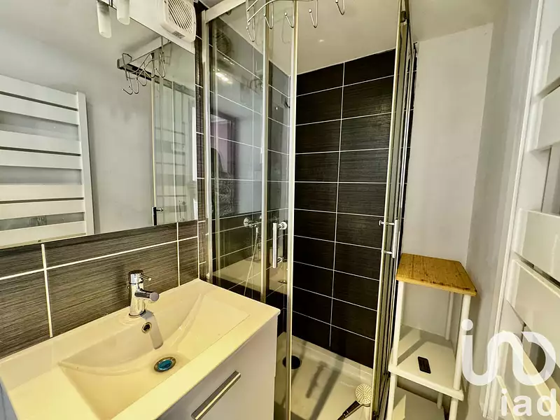 Immeuble, 220 m²