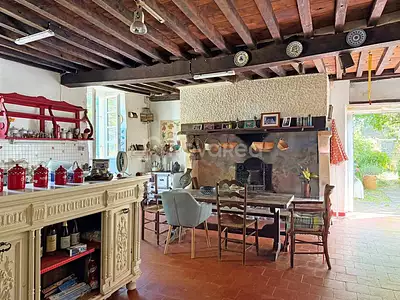 Maison, 325 m²