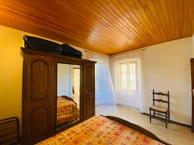 Maison, 230 m²