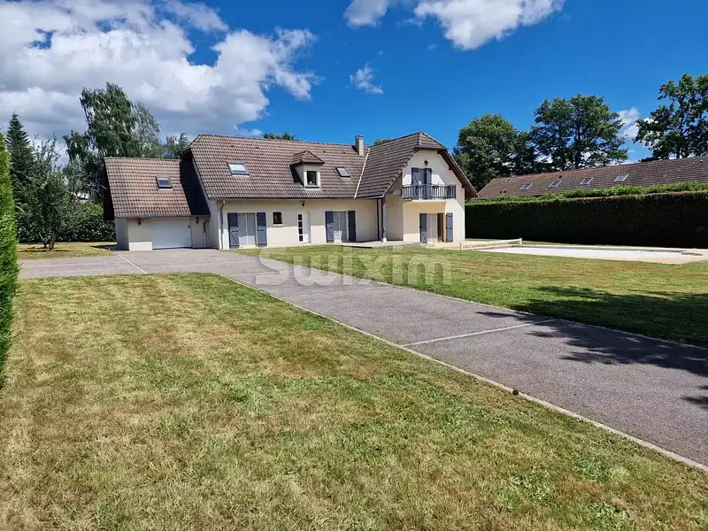 Maison, 223 m²