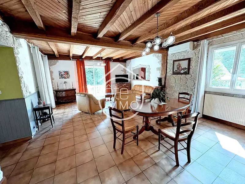 Maison, 184 m²