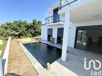 Maison, 146 m²
