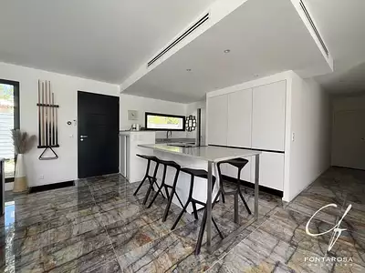 Maison, 115 m²