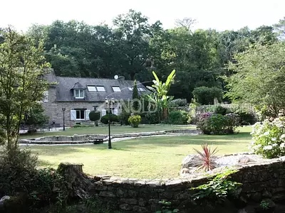 Maison, 266 m²