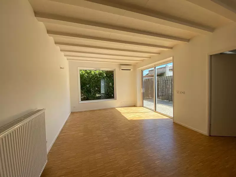 Maison, 83 m²