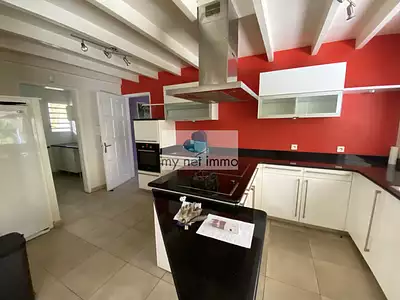 Maison, 168 m²