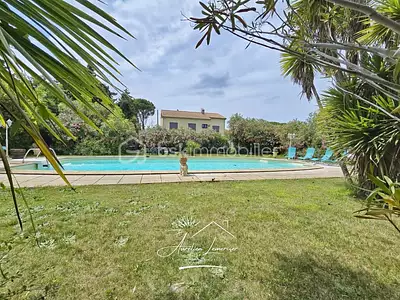 Maison, 200 m²