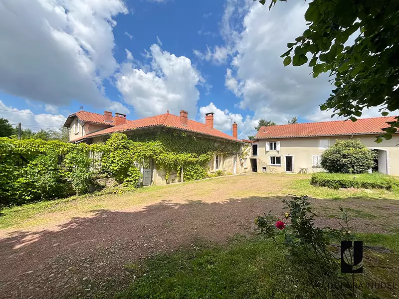 Maison, 450,7 m²