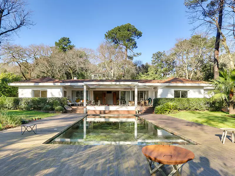 Maison, 220 m²