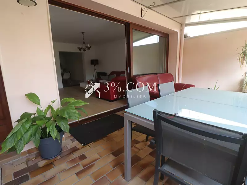 Maison, 160 m²