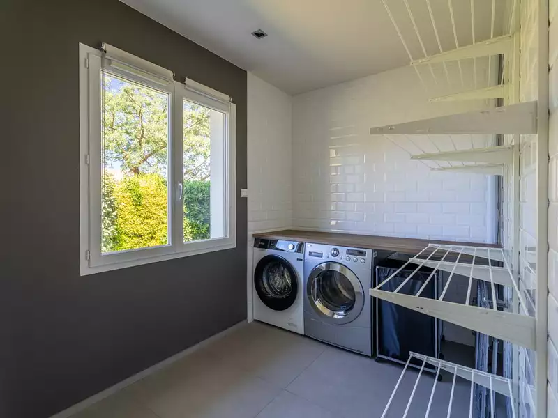 Maison, 254 m²