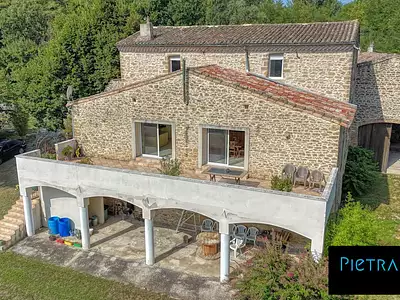 Maison, 276 m²
