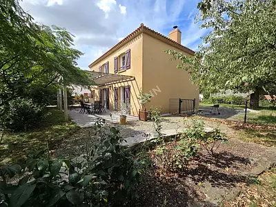 Maison, 151 m²