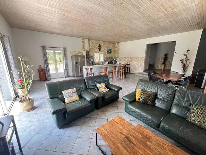Maison, 205 m²