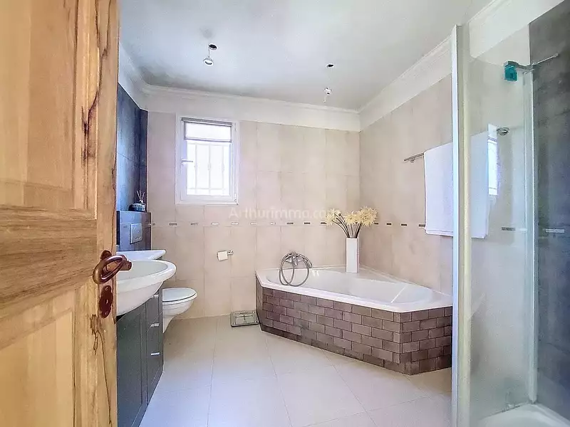 Maison, 173,2 m²