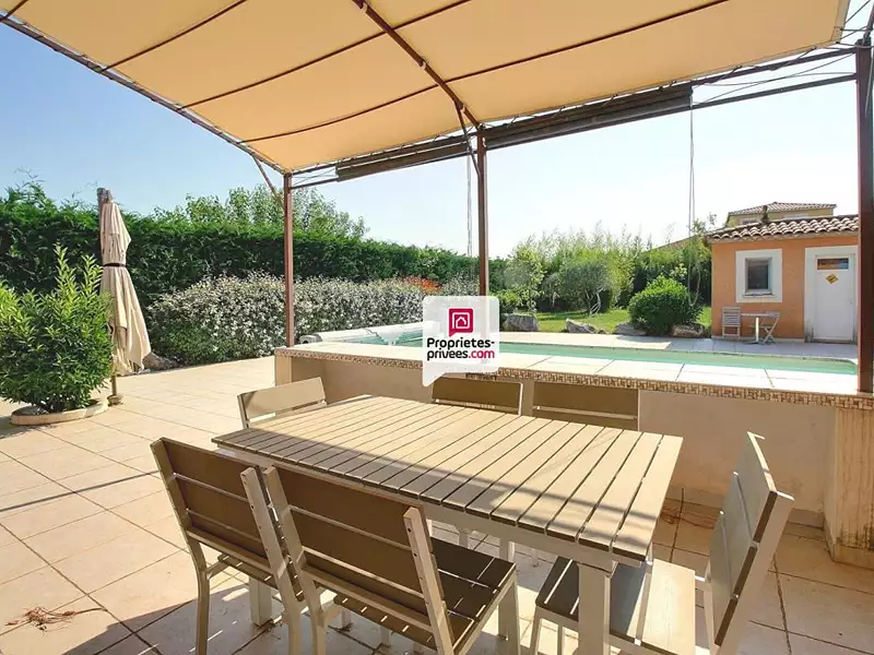 Maison, 181 m²