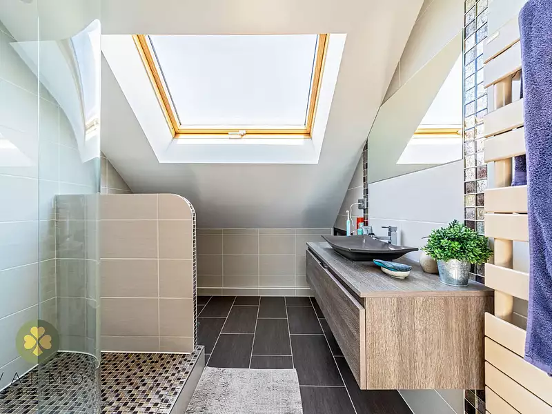 Maison, 185 m²