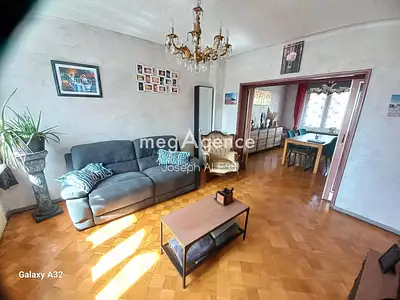 Maison, 163 m²
