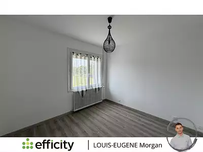 Maison, 77 m²