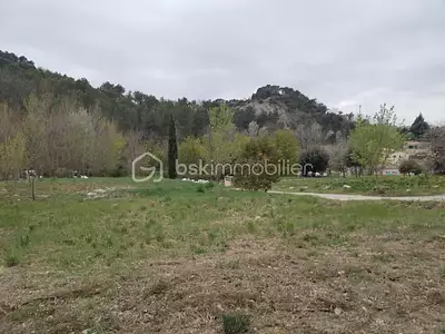 Terrain, 1 813 m²