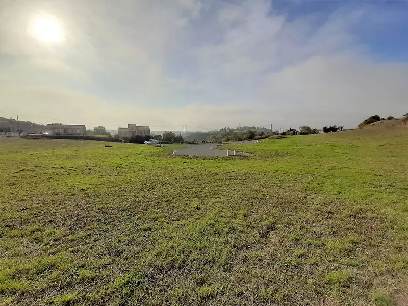 Terrain, 1 351 m²