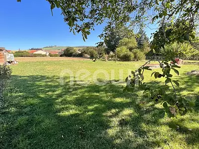 Terrain, 1 046 m²
