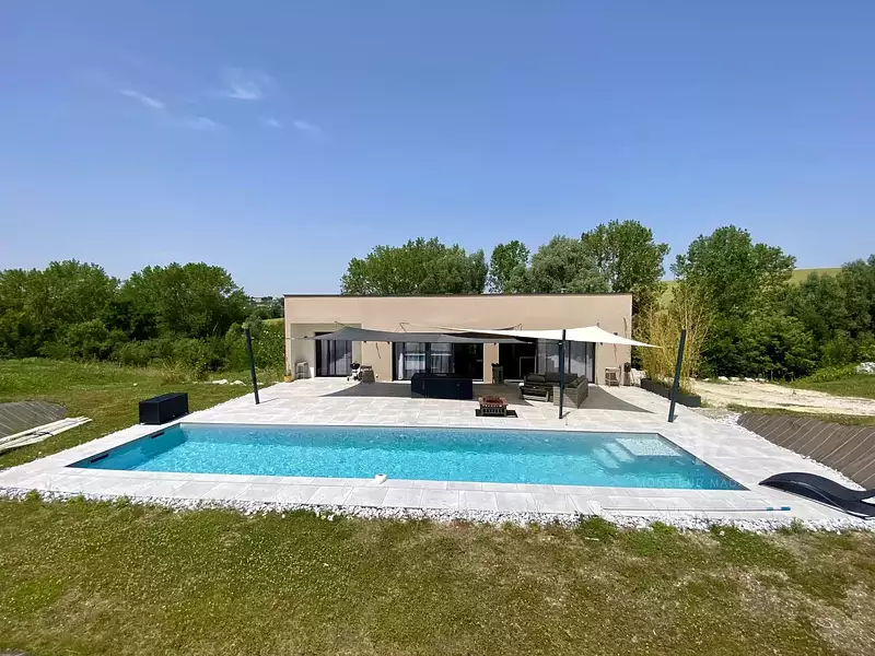 Maison, 145 m²